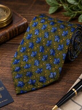 Roxy Italy 100% Silk Blue Maple Leaf Horse Bit Tie